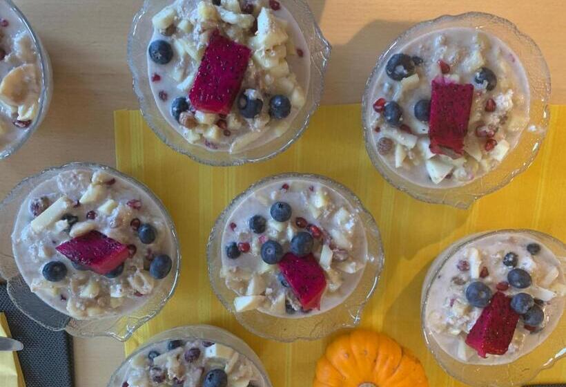 חדר משפחתי נוף להרים, La Cure De Vernamiège