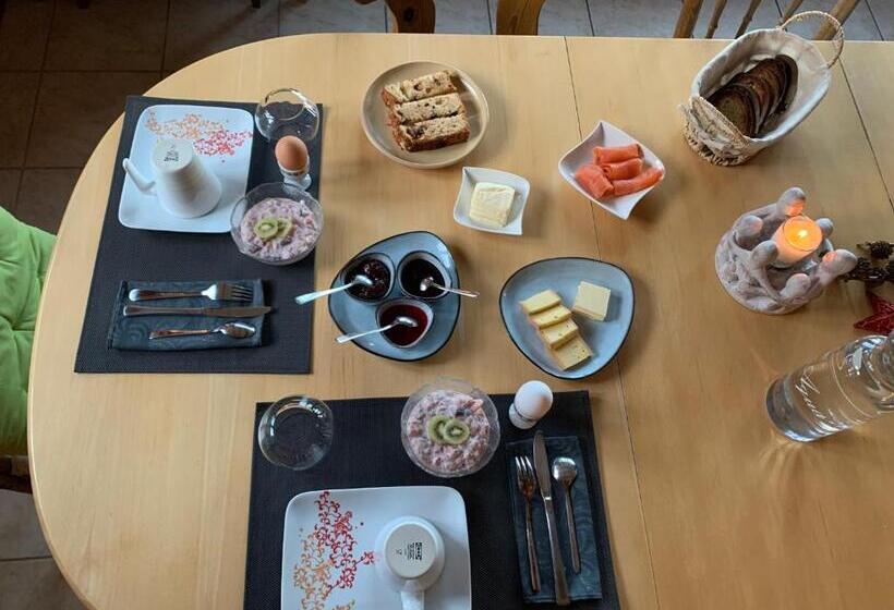 חדר סטנדרט, La Cure De Vernamiège