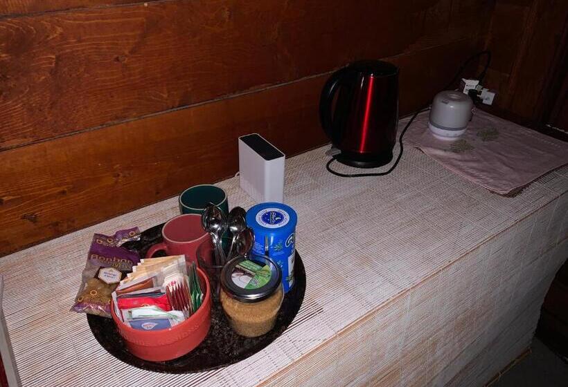 Номер Стандарт, La Cure De Vernamiège