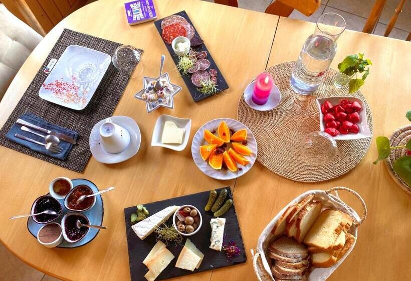 חדר סטנדרט, La Cure De Vernamiège