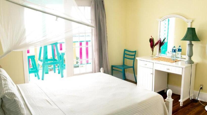 غرفة قياسية مطلّة علي البحر, Los Secretos Guesthouse