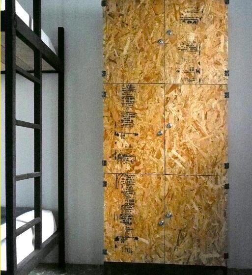 تختخواب در اتاق مشترک, Blue Bicycle House