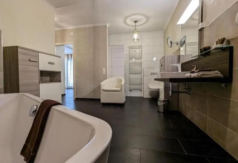 スーペリアージュニアスイート, Boutique Hotel Albergo Brione