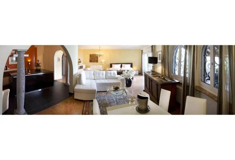 Suite with lake view, Boutique Hotel Albergo Brione