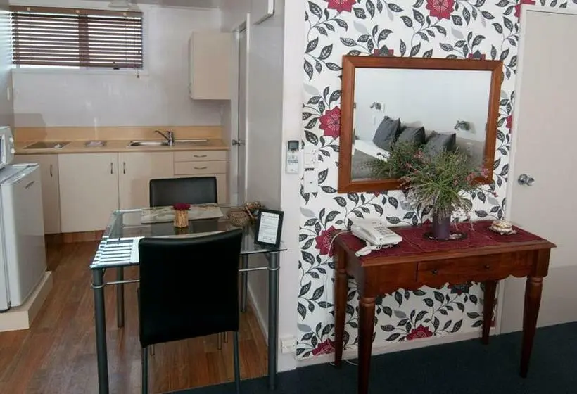 Deluxe-studio, Broadway Motel & Miro Court Villas