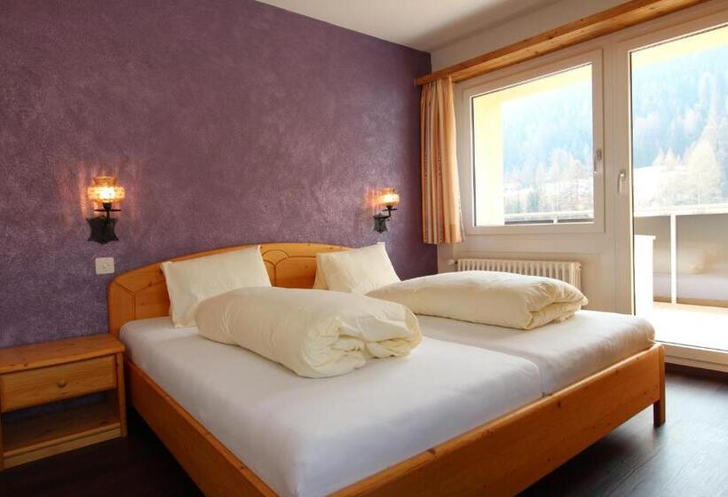 스탠다드 룸, Al Rom