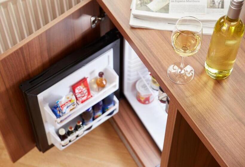 اتاق استاندارد, Delalut