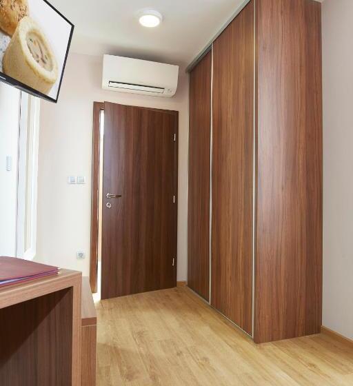 اتاق استاندارد, Delalut