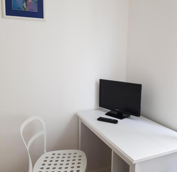 豪华单人间, Elite