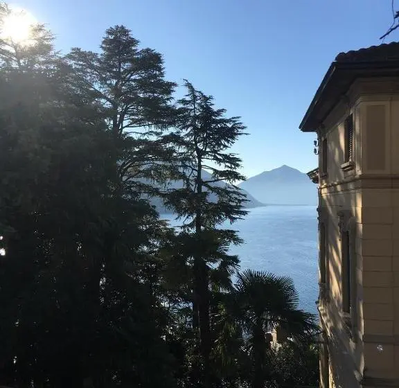 اتاق خانوادگی, Firenze Lugano