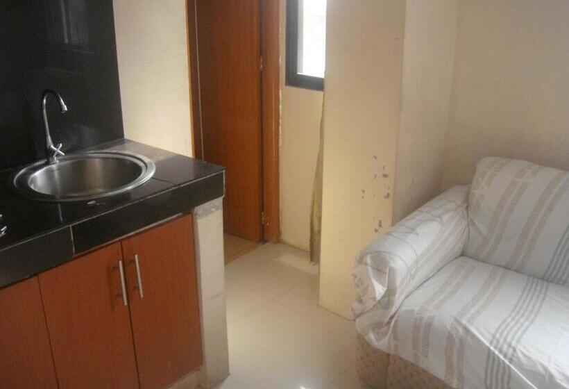 سوییت لوکس, Hidden Pearl