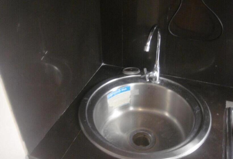 سوییت لوکس, Hidden Pearl