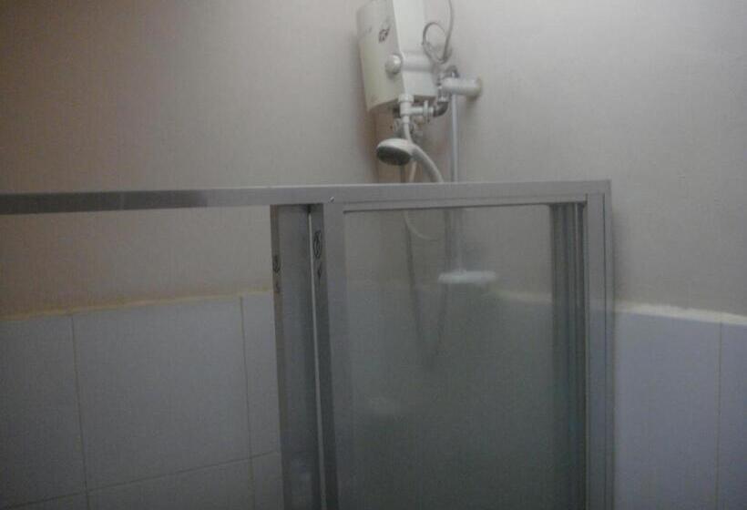 سوئیت با تخت بزرگ, Hidden Pearl