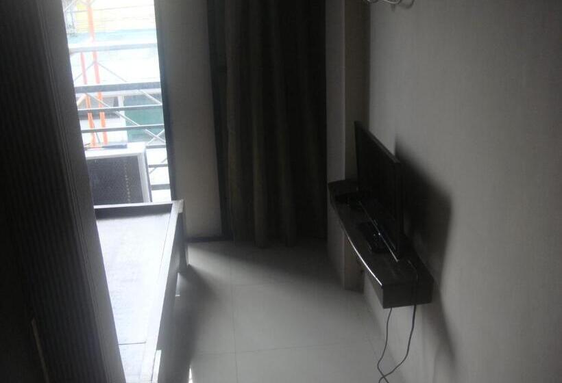 سوییت سوپریور, Hidden Pearl