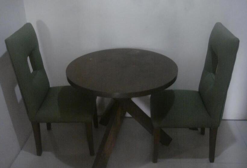 سوییت سوپریور, Hidden Pearl