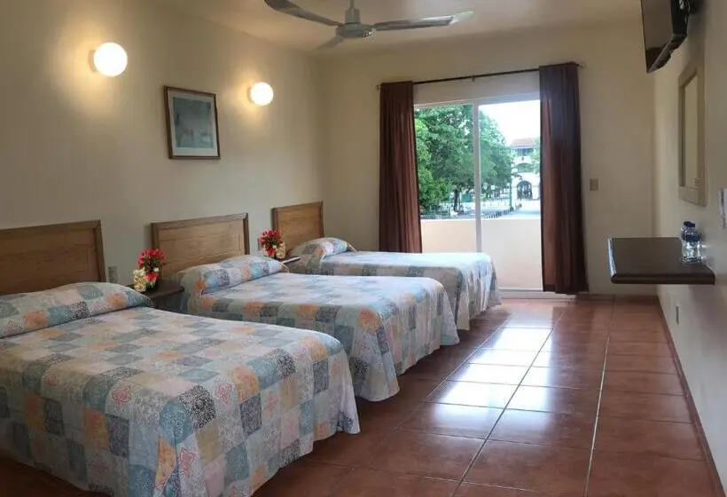 スタンダードトリプルルーム, Huatulco Máxico