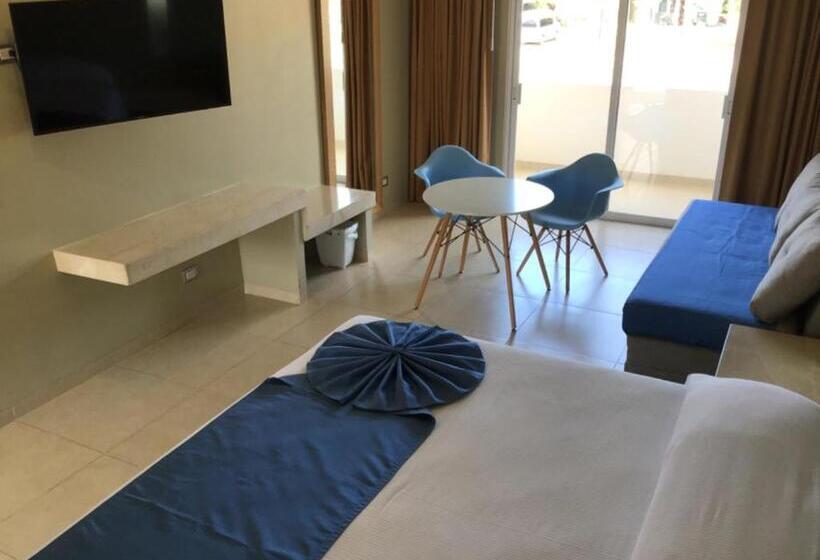 带大床的套房, Huatulco Máxico