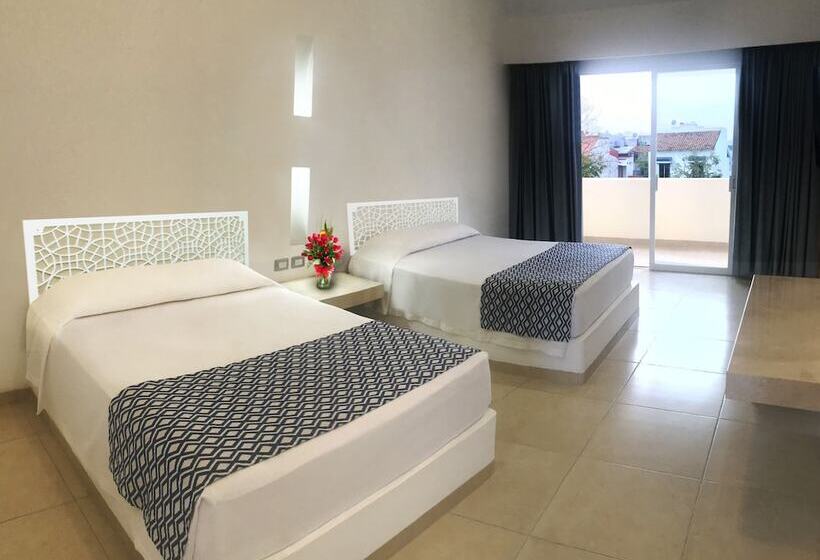 Полулюкс, Huatulco Máxico