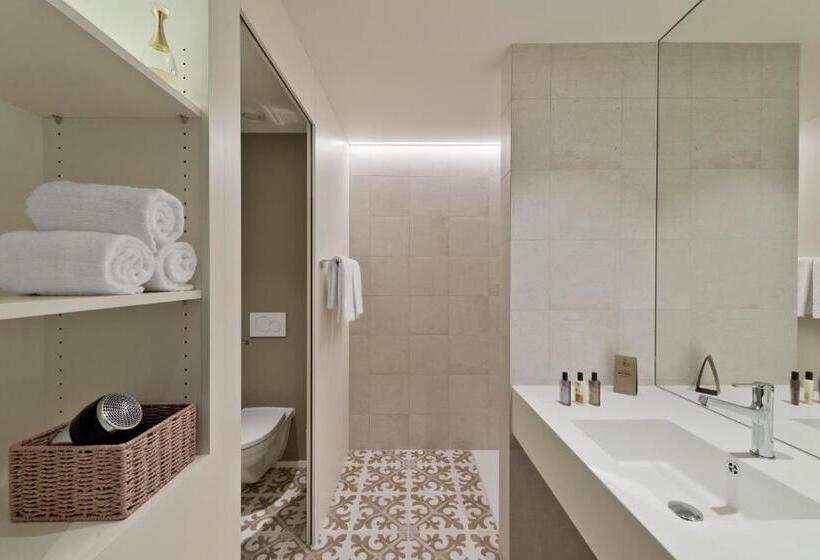 חדר סטנדרט, Kettenbrucke