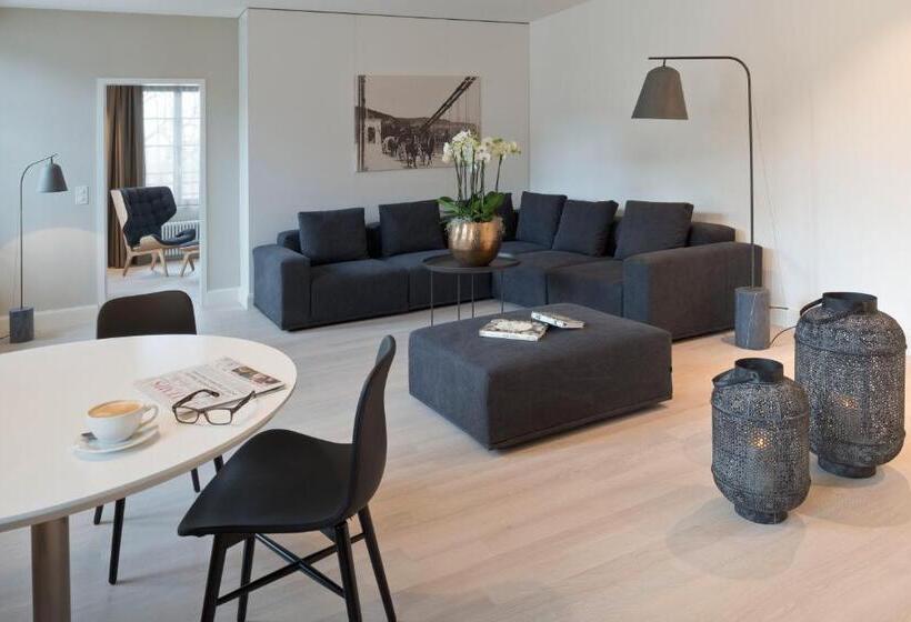 סוויטת ג'וניור, Kettenbrucke