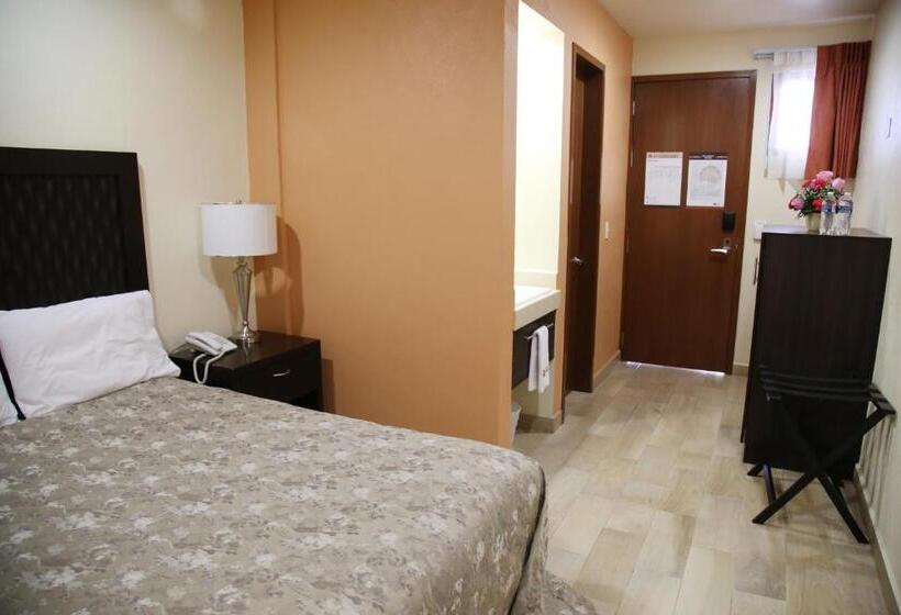 Номер Basic, Plaza Bernal