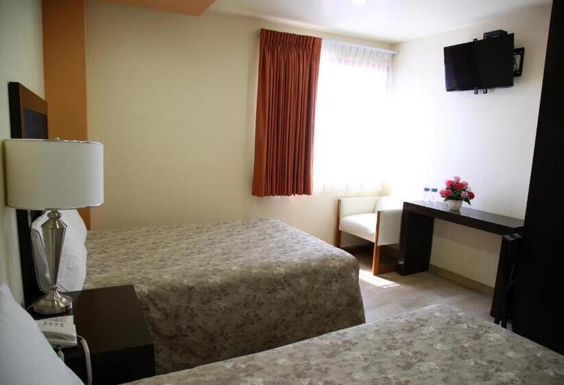 Номер Стандарт 2 Двуспальные Кровати, Plaza Bernal