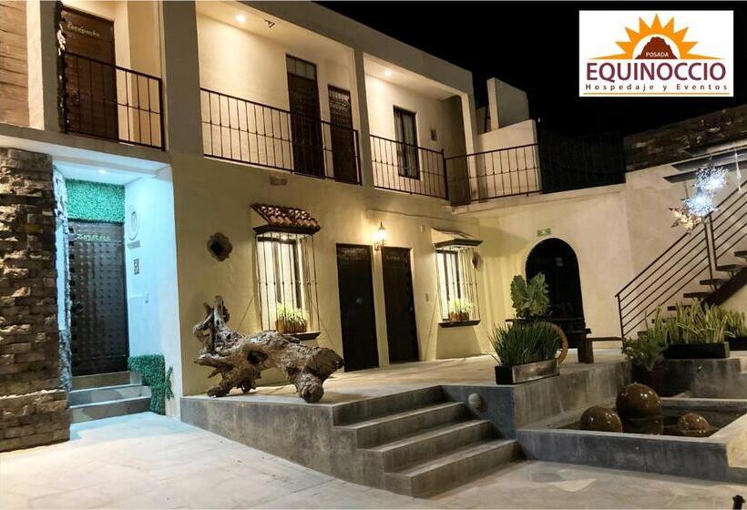 اتاق لوکس با تخت بزرگ, Posada Equinoccio