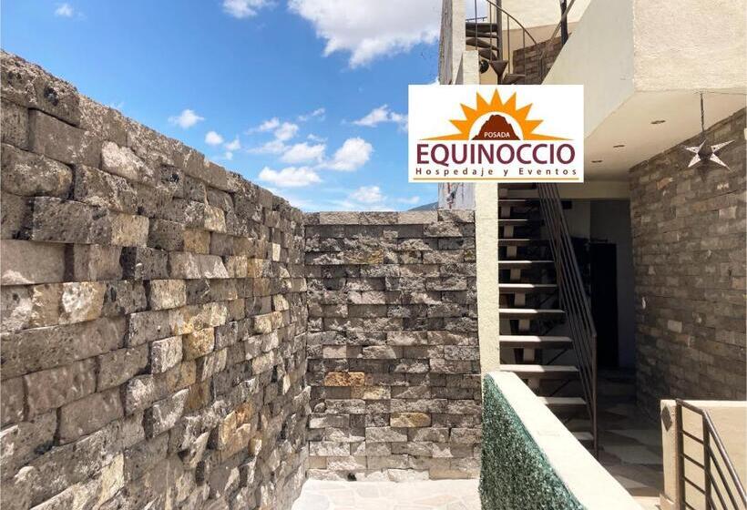 キングサイズベッドのデラックスルーム, Posada Equinoccio