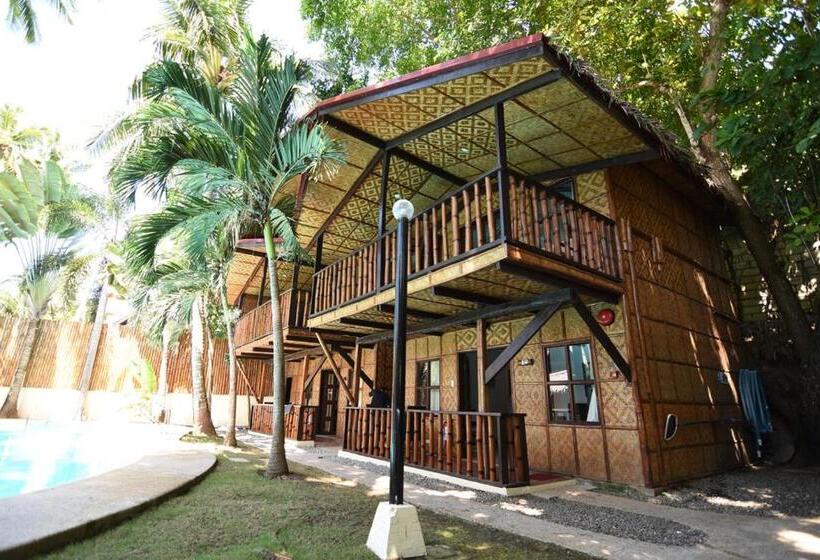 חדר דלוקס, Pyramid Resort