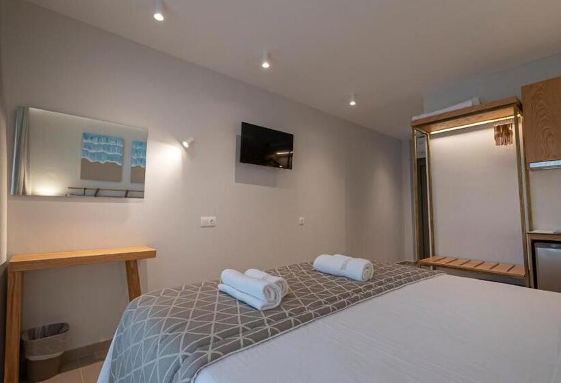 Номер Стандарт Адаптированный для Инвалидов, Elegant Maltepe By Travel Pro Services   Kallithea Halkidiki