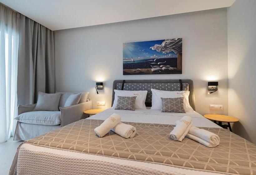 Трехместный Номер Стандарт Вид на Бассейн, Elegant Maltepe By Travel Pro Services   Kallithea Halkidiki
