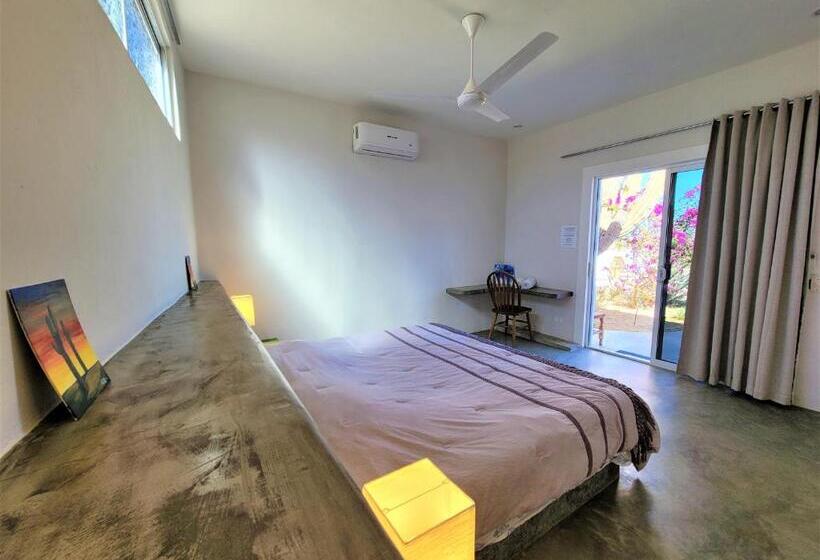 キングサイズベッドのスタンダードルーム, La Ventana Hostel