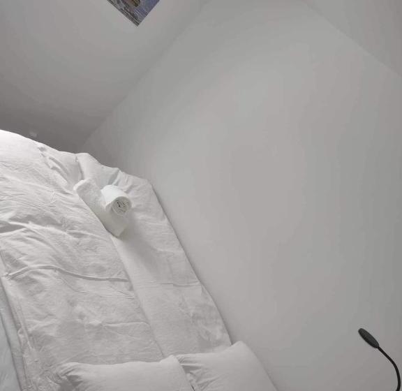 חדר אקונומי, Ilulissat Hostel