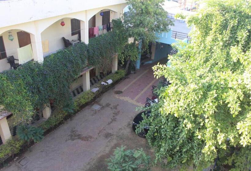 Quarto Triplo Economy, Marudhar Pushkar