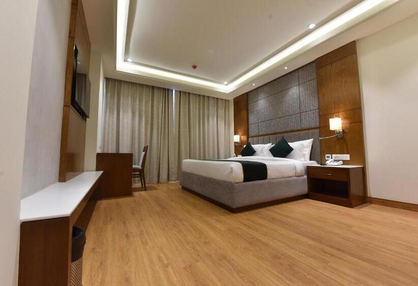 Номер Deluxe, Rama Continental