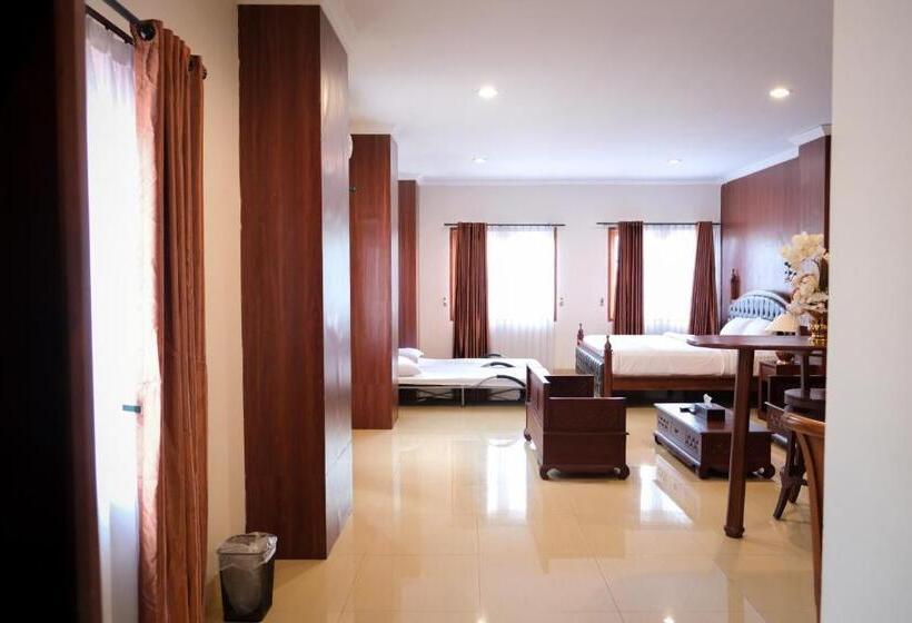 غرفة سوبيريور عائلية, The Garden Suites New