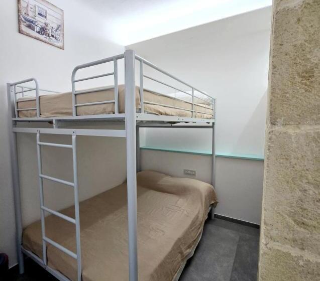 Семейный Номер Deluxe, Aquamarina Rooms