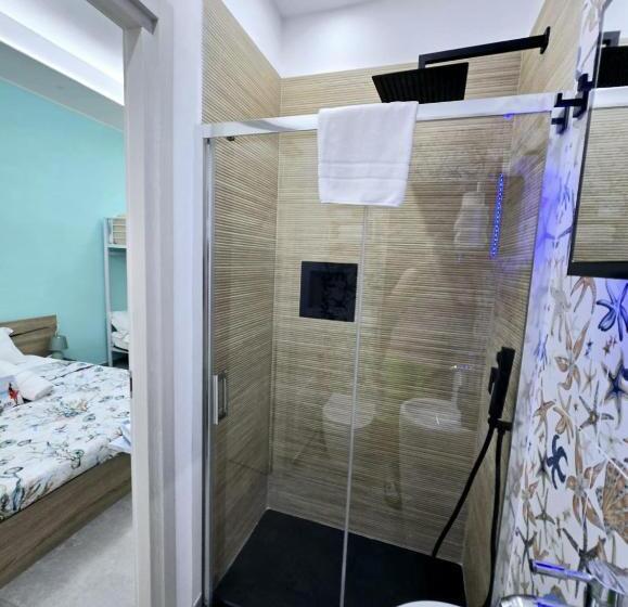 家庭间, Aquamarina Rooms