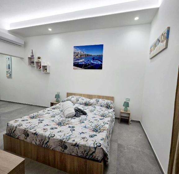 اتاق سوپریور خانوادگی, Aquamarina Rooms