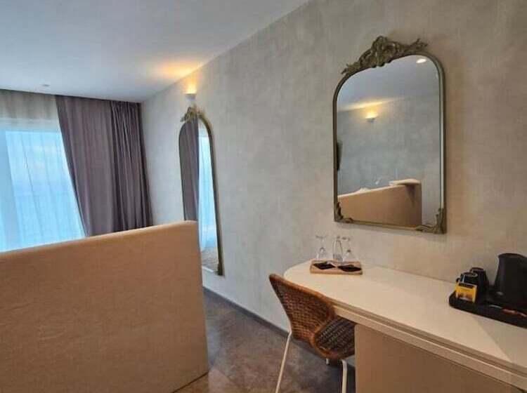 オーシャンビューデラックスルームバルコニー付き, Aria