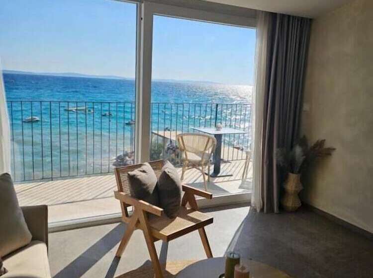 プレジデントスイートルーム, Aria