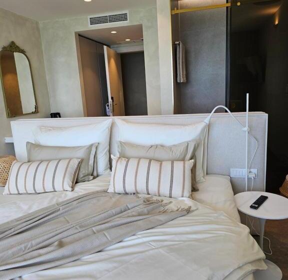 オーシャンビューデラックスルームバルコニー付き, Aria