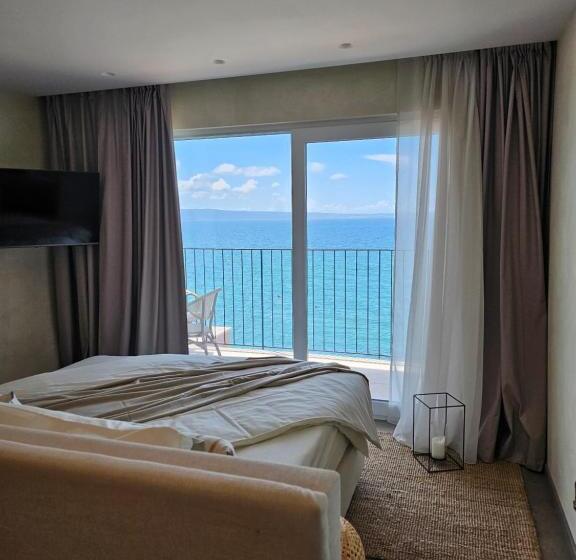 オーシャンビューデラックスルームバルコニー付き, Aria