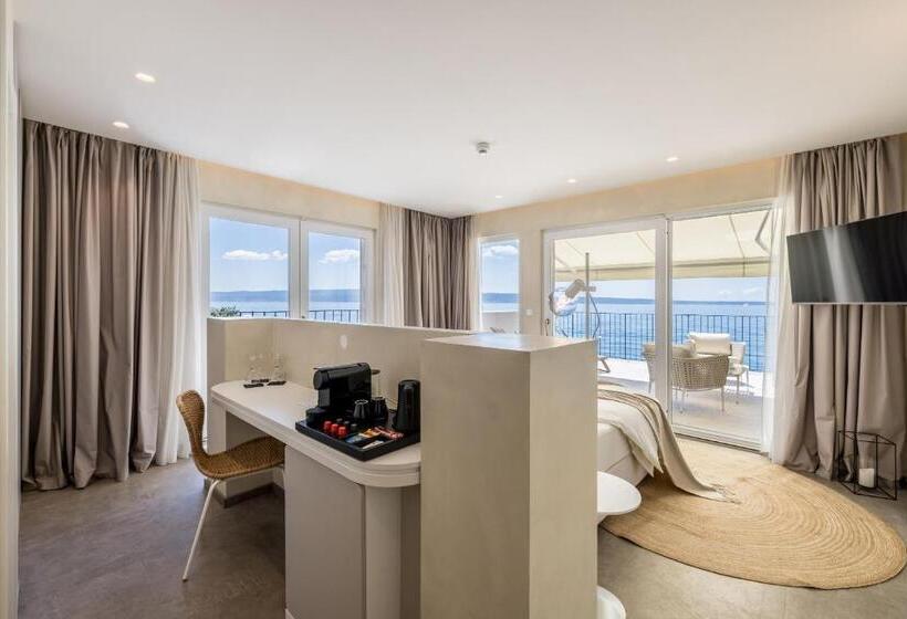 オーシャンビュースイート, Aria