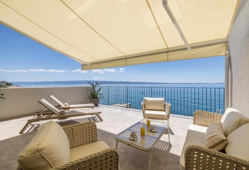 オーシャンビュースイート, Aria