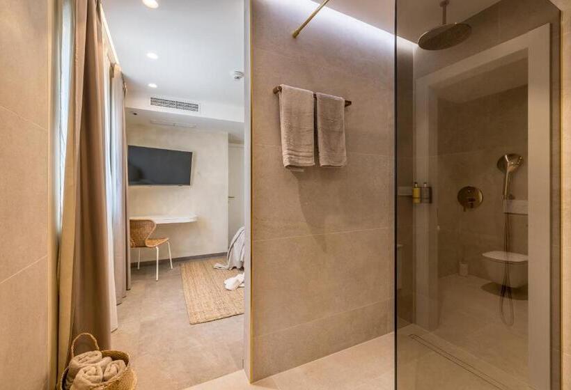 オーシャンビュースイート, Aria