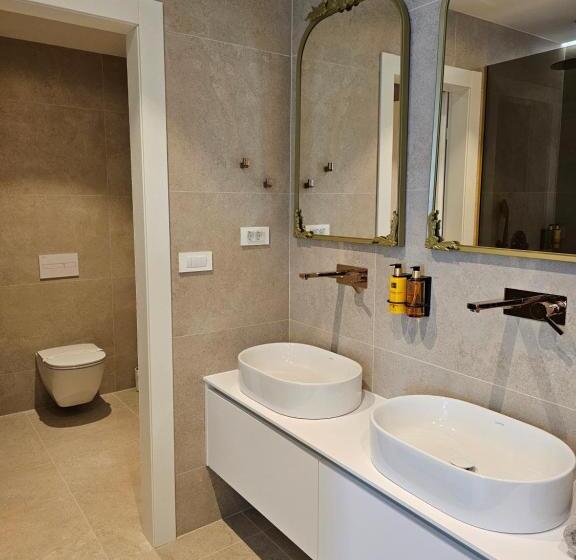 ２ベッドスイートルーム, Aria