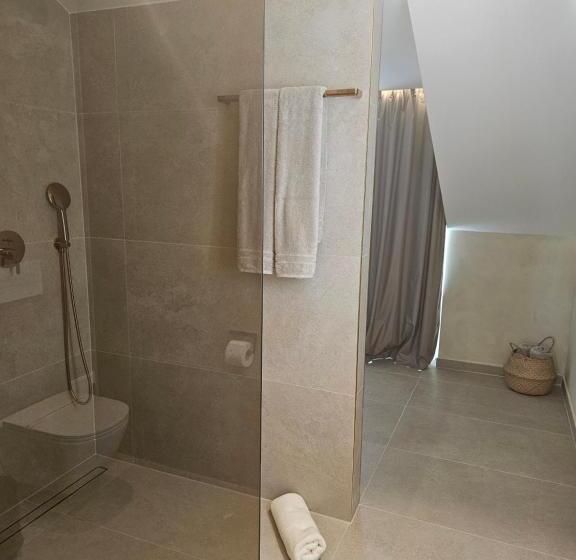 キングサイズベッドのスイートルーム, Aria