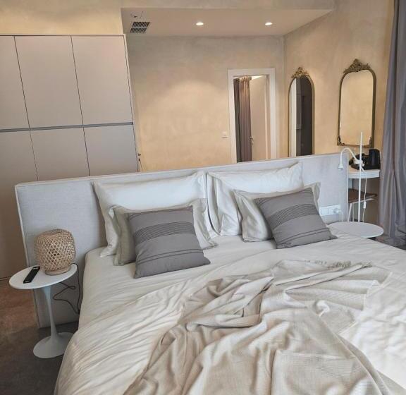 キングサイズベッドのスイートルーム, Aria