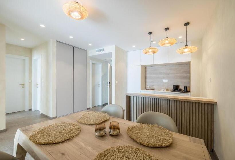 プレジデントスイートルーム, Aria